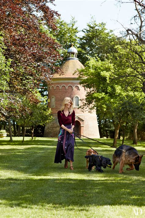 claudia schiffer tudor mansion|claudia schiffer england.